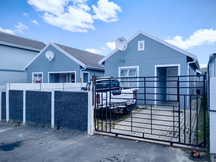 2 Bedroom Property for Sale in Idasvallei Western Cape